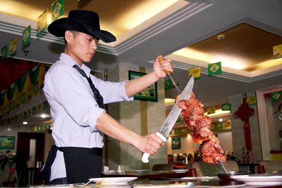 餐飲服務(wù)新趨勢(shì) 2015年餐飲消費(fèi)報(bào)告深度解讀